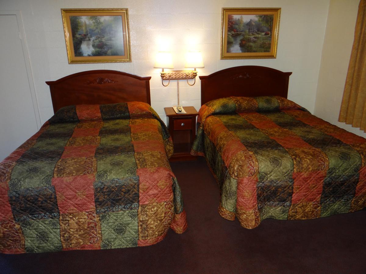 Economy Inn Corning Esterno foto